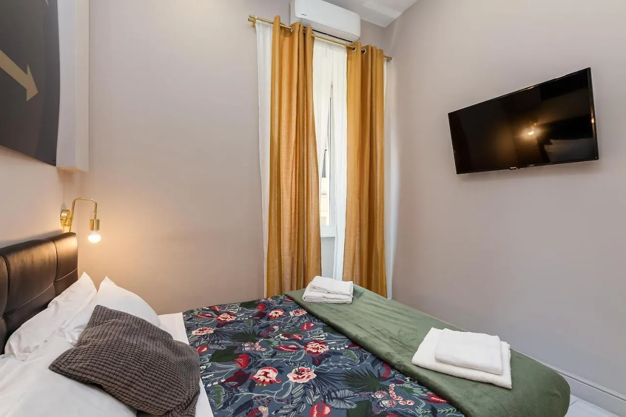 Empire Suites location