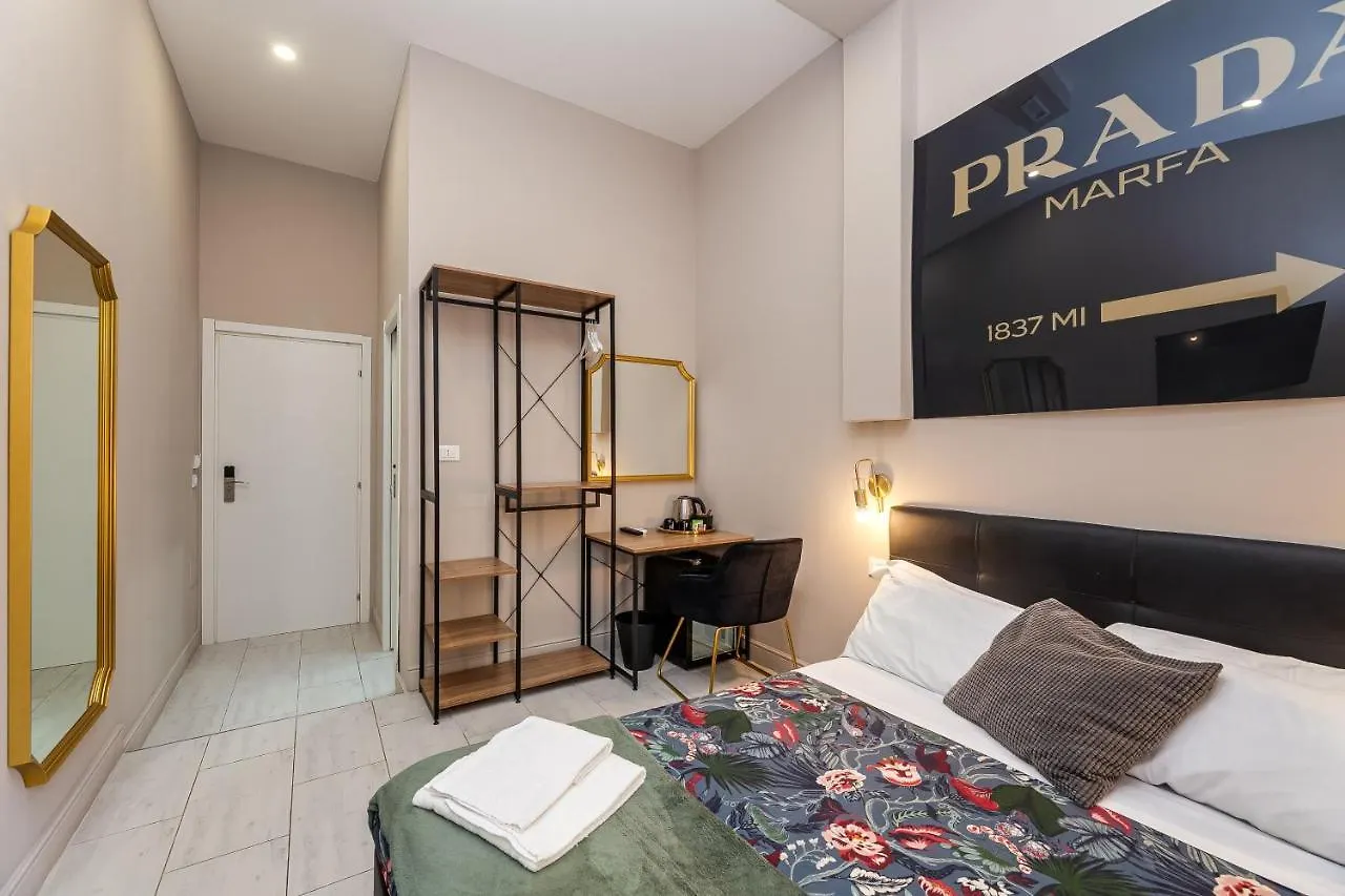 Empire Suites Rome Guest house